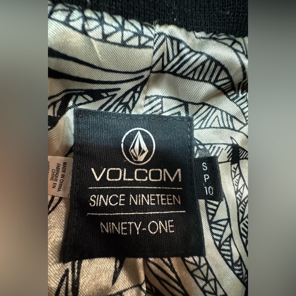 Volcom Black Bomber Jacket Men - Picture 12 of 14